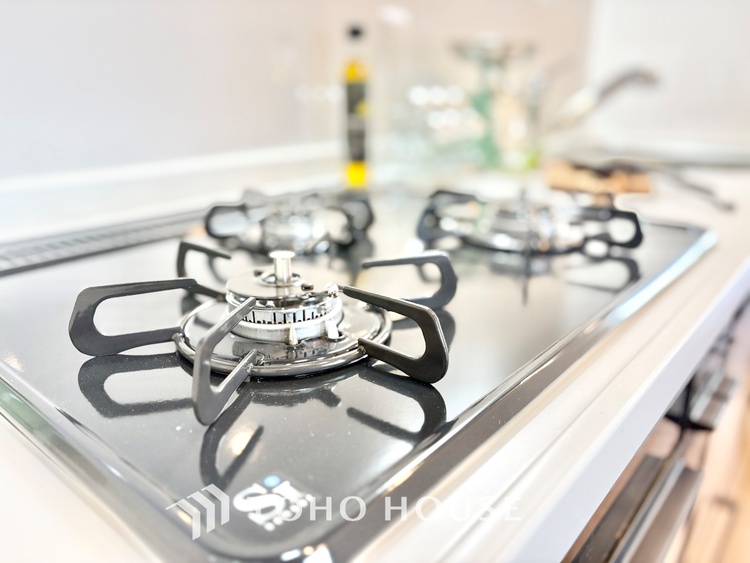 キッチン ◆愛育◆キッチンは家族の絆を育む大切な空間。シンプルで使い易いSystemKitchenで愉しく作る料理は愛情のある美味しいご馳走に。