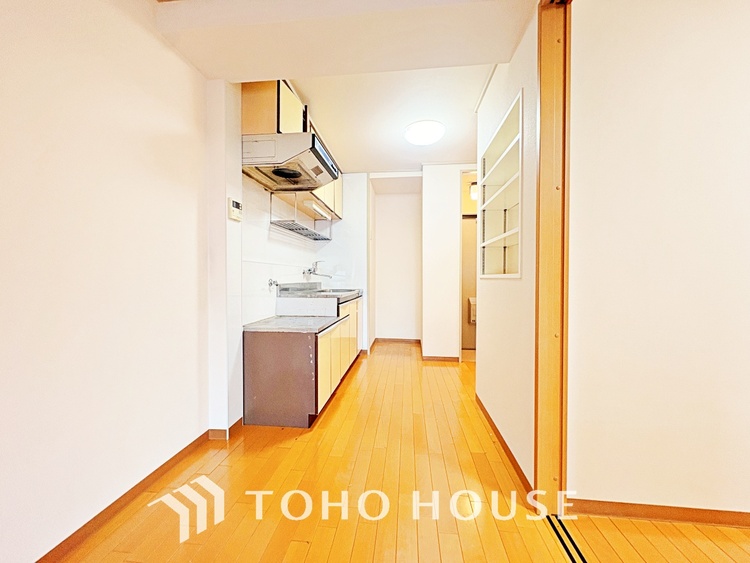 内装 お子様の面倒を見れる時間が増え時短になります。加えて手荒れも防げてしかも節水が高い為、大変人気があり重宝します。