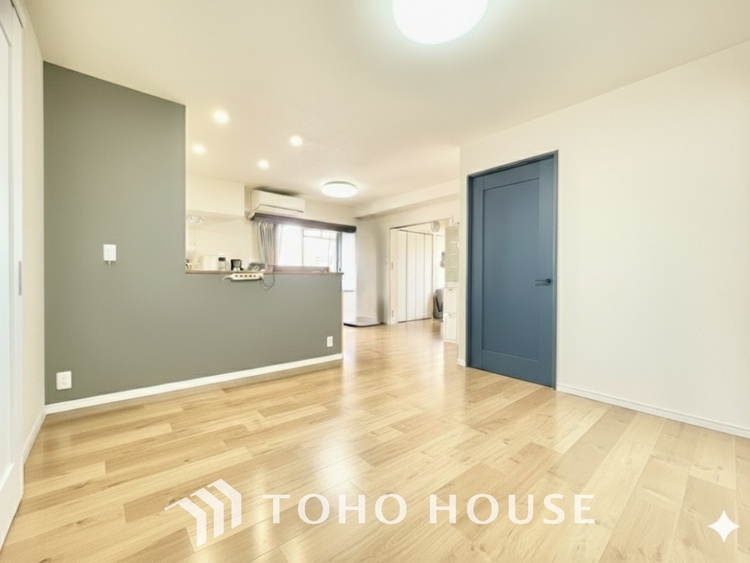 内装 上記画像について配置してあった家具や小物はCG処理により除去している為、上記画像はイメージ画像です。