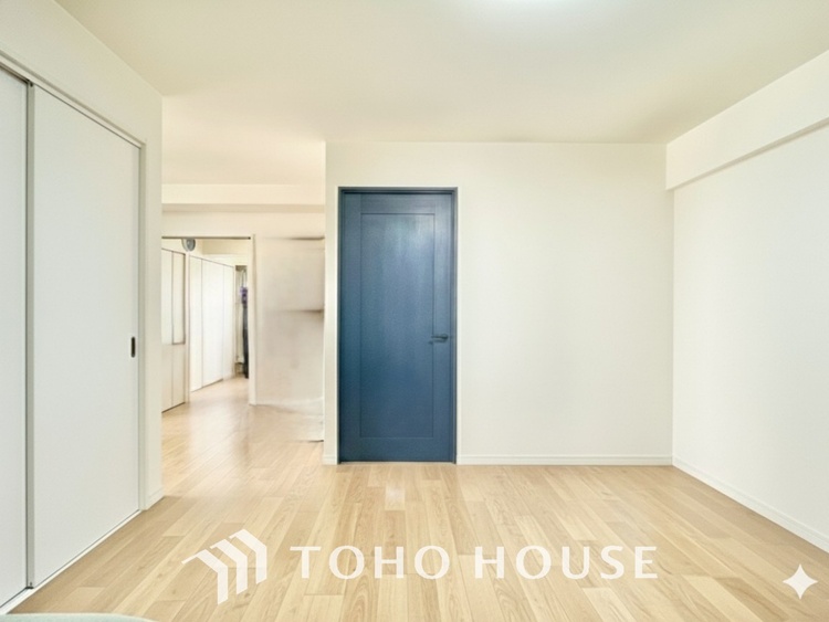 内装 上記画像について配置してあった家具や小物はCG処理により除去している為、上記画像はイメージ画像です。