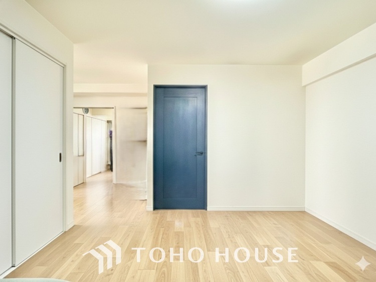 内装 上記画像について配置してあった家具や小物はCG処理により除去している為、上記画像はイメージ画像です。