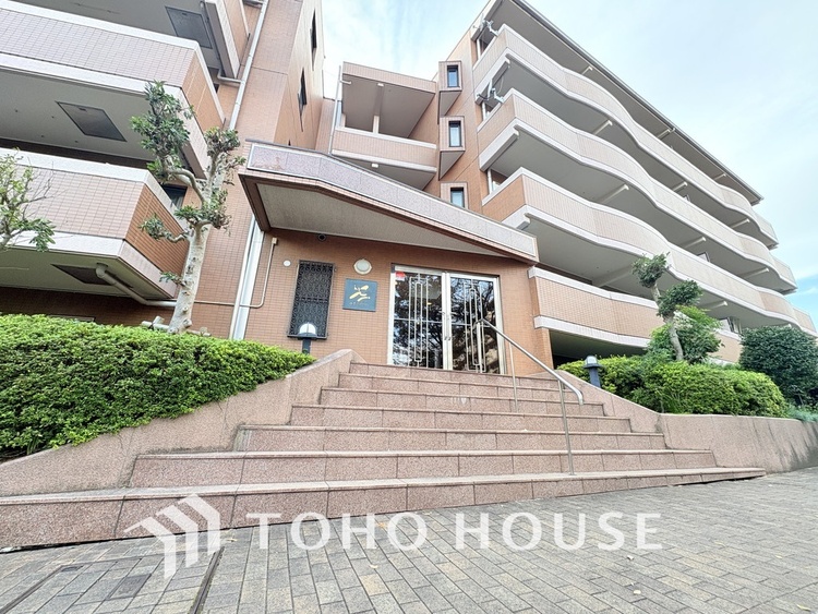 エントランス マンション入り口