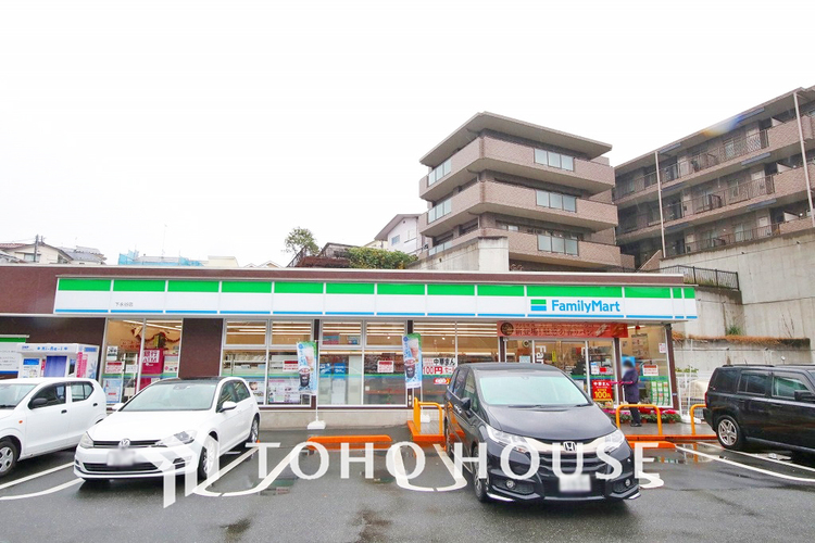 周辺 ファミリーマート 下永谷店　距離450ｍ