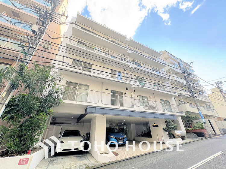 外観 〜「神奈川」駅徒歩6分、大切なペットと暮らせるリノベーション住戸〜南向き・2面バルコニーにつき陽当たり・通風良好〜