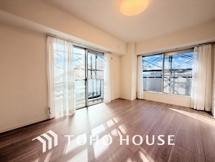 内装 1日の疲れを癒し、心地よく寛げるようゆったりとした広さをしています