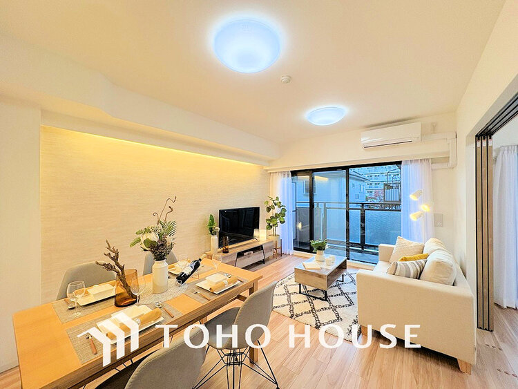 内装 家族みんなが爽やかに過ごせるように、光をたっぷり取り込んだLDK