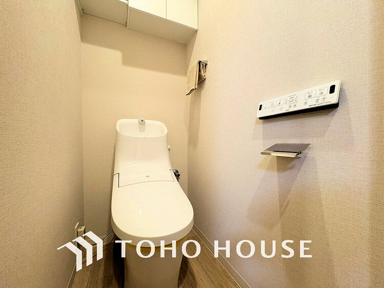 トイレ トイレには快適な温水洗浄便座付