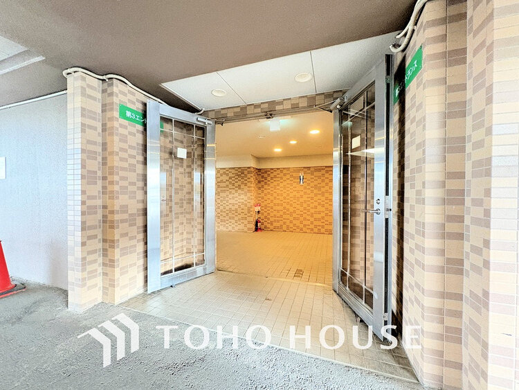 エントランス エントランス