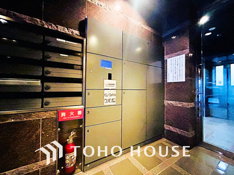 その他 宅配ロッカーがあり不在時の荷物受け取りも安心