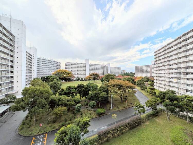 その他 眺望や窓からの景色が良いと、家で過ごす時間も快適です。