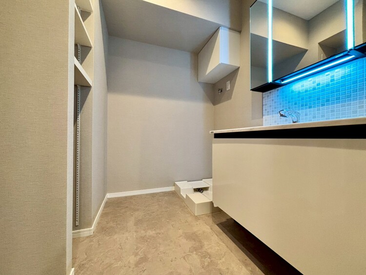 洗面 十分な広さの脱衣所。