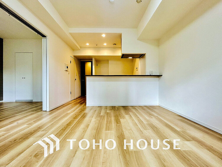 内装 上質な時間を育む暮らしのメインステージ。寛ぎとコミュニケーションを育む居心地のよい場所(リフォーム前)