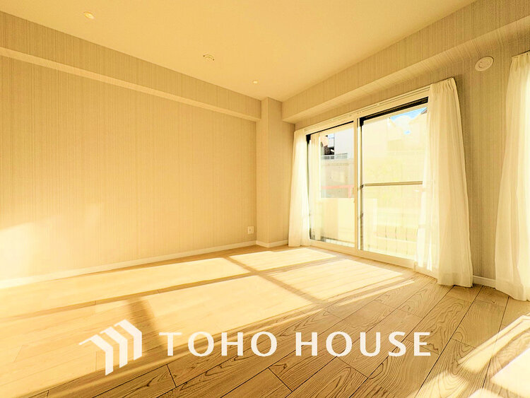 内装 家族みんなが爽やかに過ごせるように、光をたっぷり取り込んだLDK