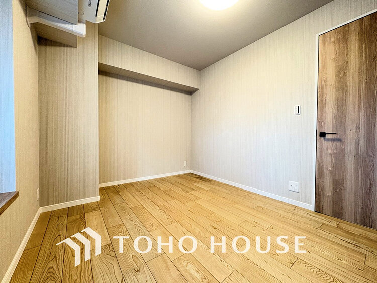 内装 シンプルですっきりとした室内は飽きのこない居心地の良い雰囲気