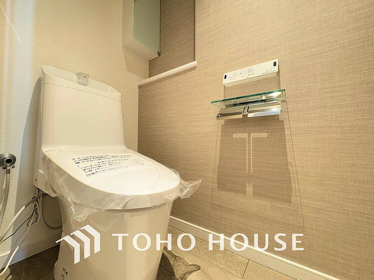 トイレ トイレには快適な温水洗浄便座付