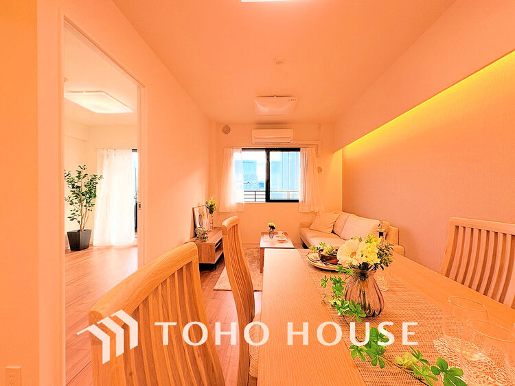 内装 ゆったりとくつろげる上質なリビングダイニング