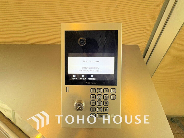 エントランス エントランスはオートロック完備で安心のセキュリティ性