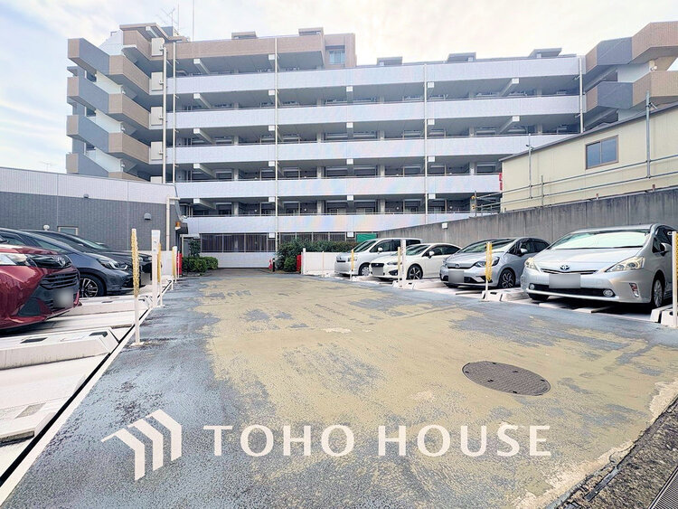 駐車場 駐車場（料金・空き状況はご確認ください）