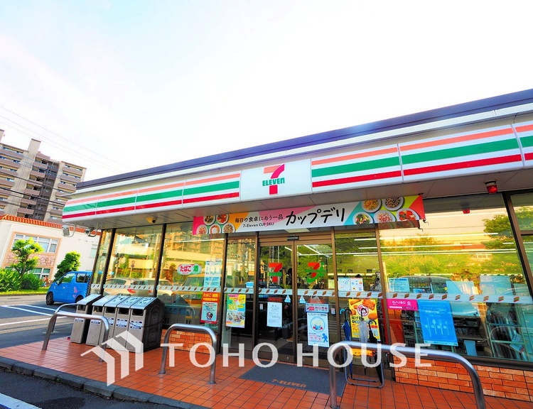 周辺 セブンイレブン 横浜森の台店　距離200ｍ