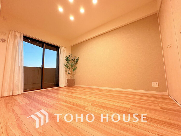 内装 シンプルですっきりとした室内は飽きのこない居心地の良い雰囲気