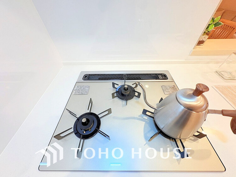 その他 3口ガスコンロで効率よくお料理できますね