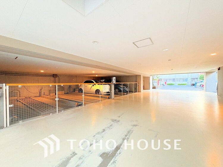 駐車場 駐車場（料金・空き状況はご確認ください）