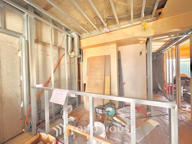 内装 《改装中》勉強も遊びも安心して過ごせるおすすめの子供部屋です。