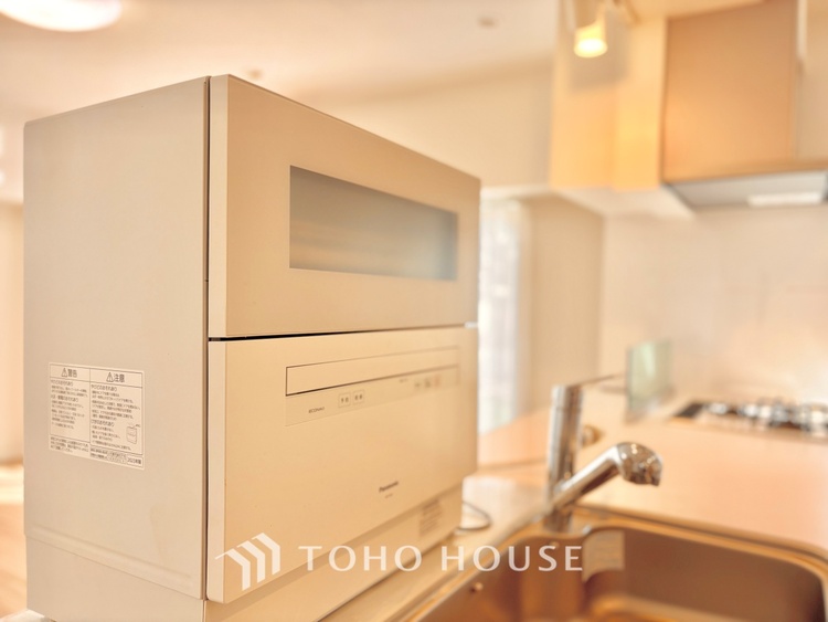 キッチン ◆食洗機◆お子様の面倒を見れる時間が増え時短になります。加えて手荒れも防げてしかも節水が高い為、大変人気があり重宝します。