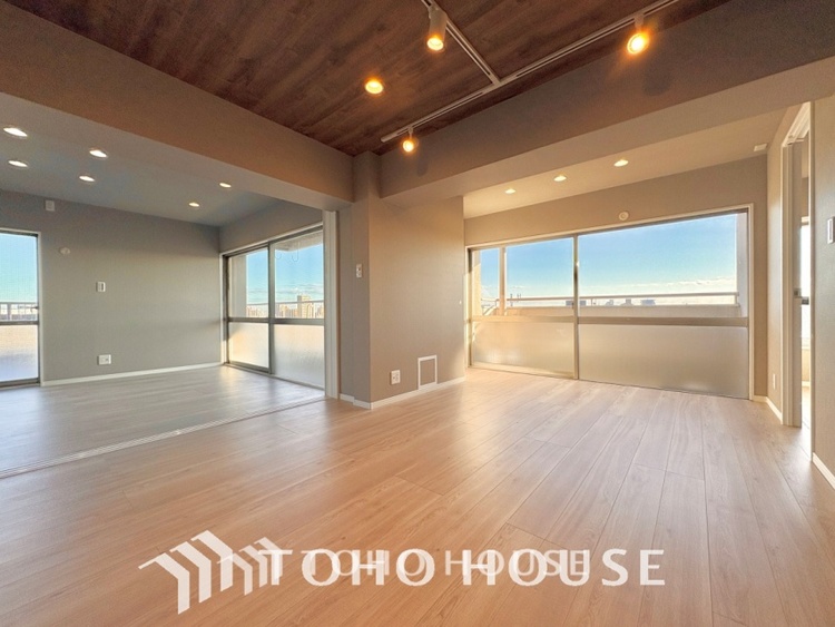 内装 家族みんなの笑顔が、笑い声が絶えない幸せいっぱいのこの場所で新たな生活が始まる