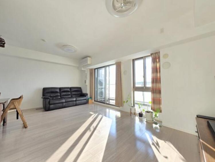 居間 【2025年11月撮影】