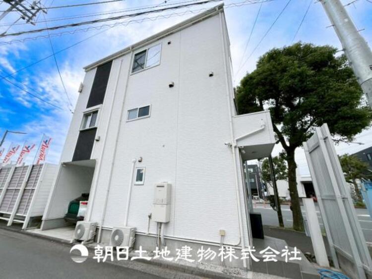 外観 【外観写真】時間のゆとりと空間、暖かな陽光がもたらす光と風を独占してください。新しい暮らしが始まります。