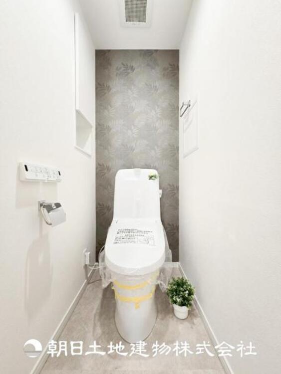 トイレ 【トイレ】大切な1人時間。寛ぎだけではない、快適な生活を送る為に必要なもの。毎日使う場所だから、より快適な空間に仕上げられています。