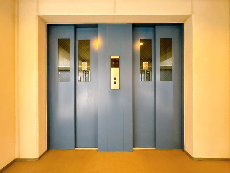 その他 エレベーターの管理も、きちんと行き届いてます。