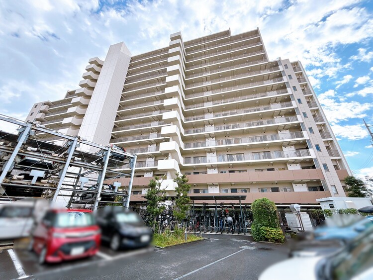 外観 現地に足をお運びいただいた際には、周辺散策などをお勧めいたします。