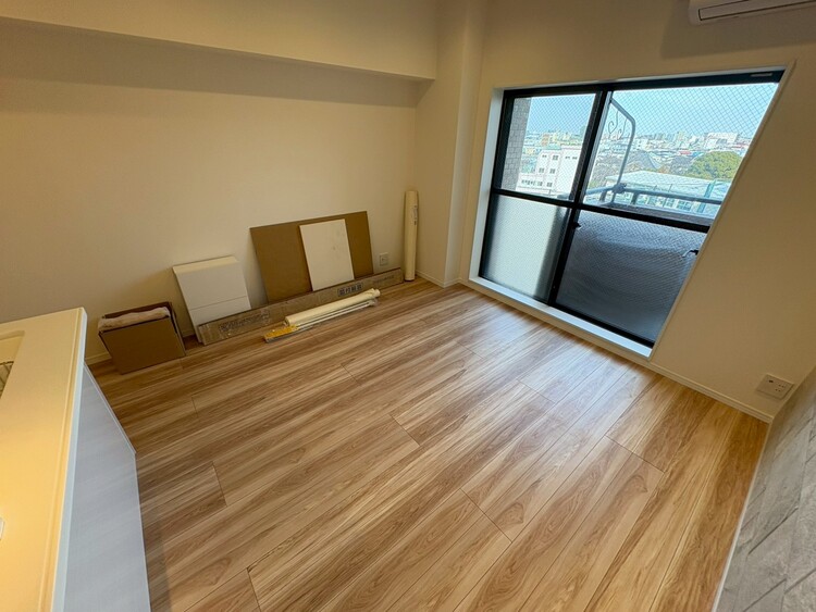 居間 快適に過ごす毎日を求めて、暮らしの中でご自身の「マイホーム」に創り上げてください。