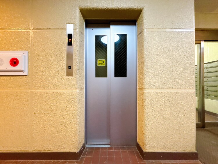 その他 エレベーターの管理も、きちんと行き届いてます。