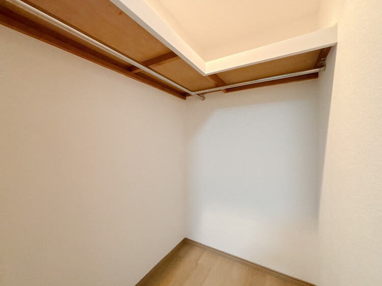 収納 居室にはクローゼットがあり、荷物もスッキリ収納して快適にお過ごしいただけます。
