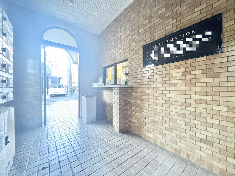 エントランス エントランスは、毎日の行き帰りで使う大事な空間です。