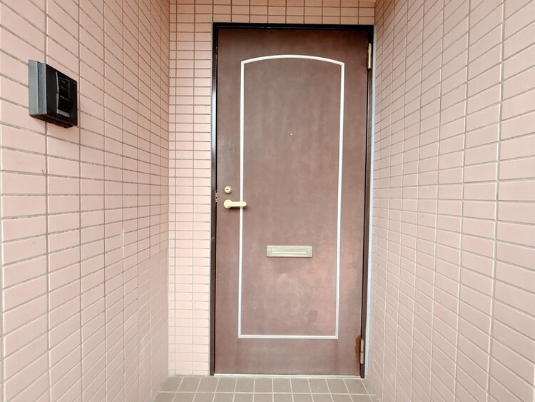 玄関 玄関を開ければ、そこは安らぎのご自宅。