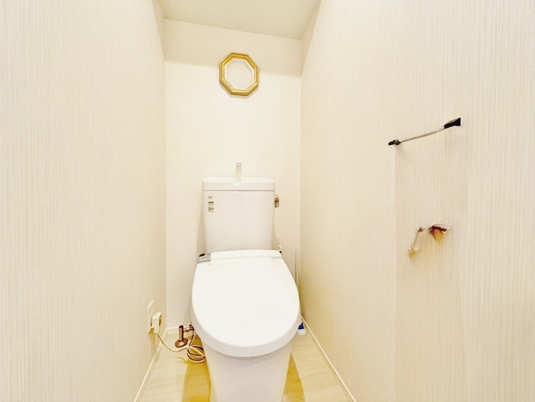 トイレ 暮らしの中のさりげないひとときの快適さにも、こだわりを、持って設備を配しております。