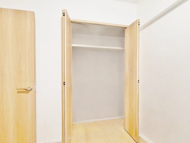 収納 居室にはクローゼットがあり、荷物もスッキリ収納して快適にお過ごしいただけます。