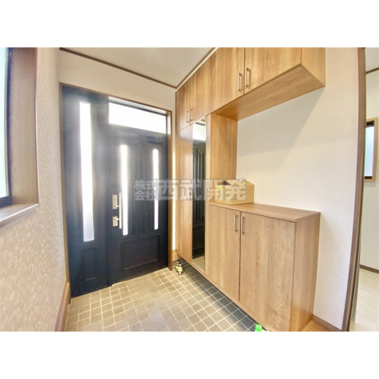 玄関 身だしなみチェックもできるミラー付シューズＢＯＸ