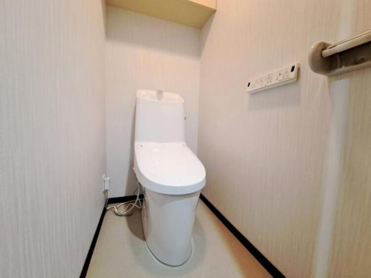 設備 シャワートイレを標準装備。操作パネルで、洗浄機能や温度設定などもラクラク設定できます。