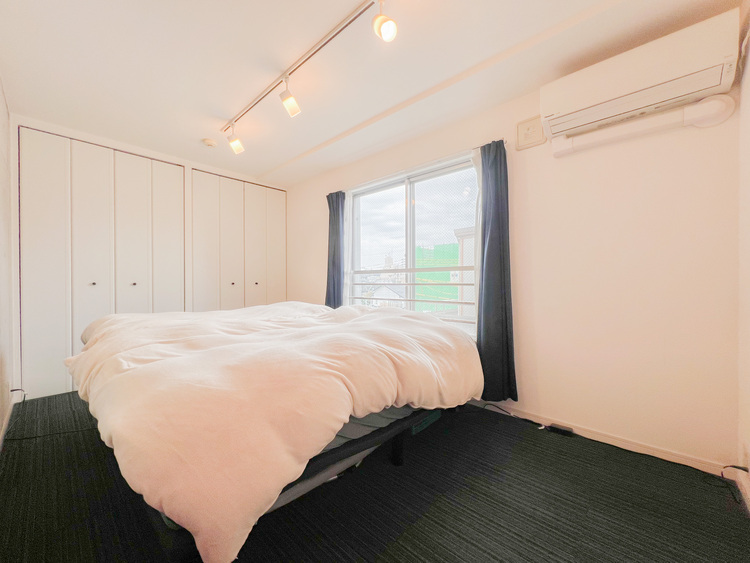 その他 清かで艶やかな時間をもたらしてくれる室内です。