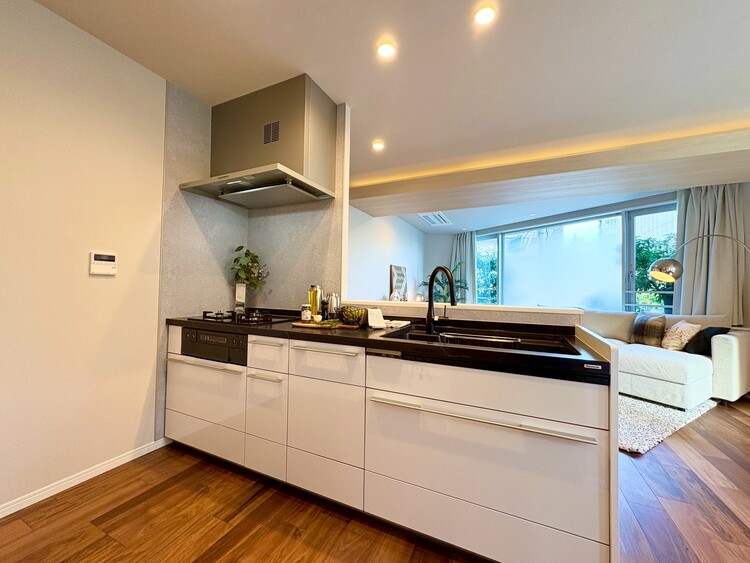 その他 開放感のあるキッチンスペース。調理をしながら、会話も弾みそうですね。