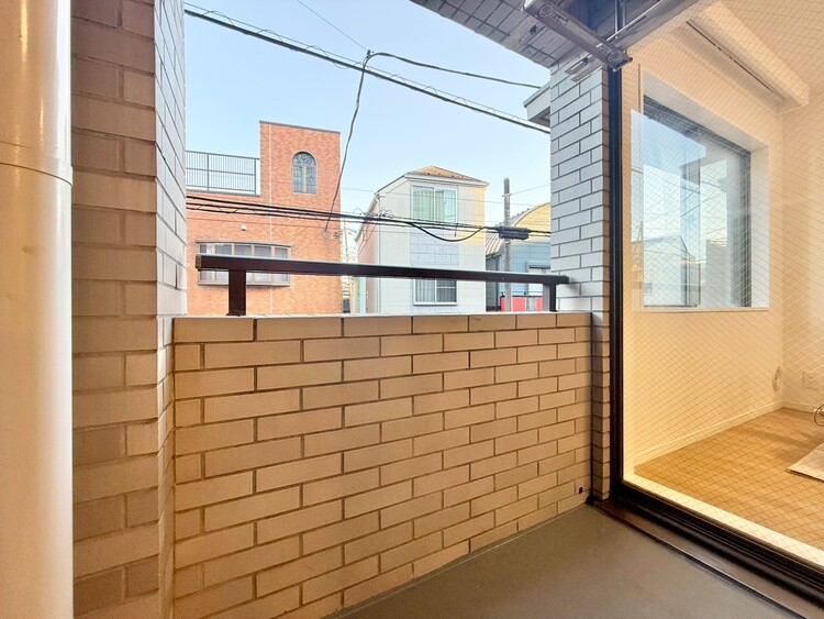 その他 朝の澄んだ空気や、夕方に吹く清々しい風を感じられるバルコニー。