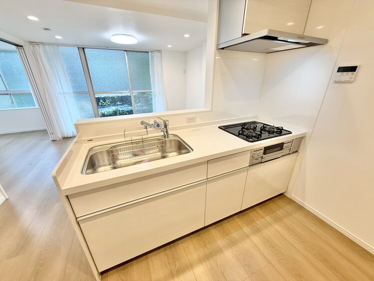 その他 開放感のあるキッチンスペース。調理をしながら、会話も弾みそうですね。