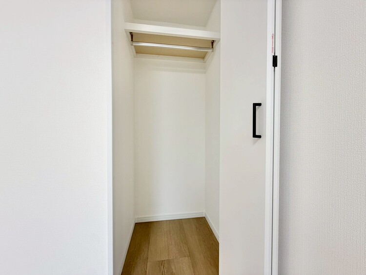 その他 家電やスーツケース、ストック品など何でも片付く嬉しい空間です。