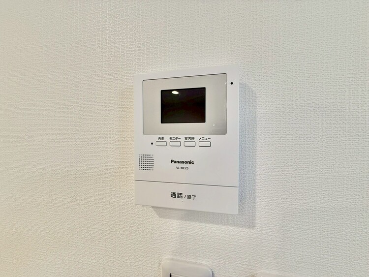 その他 誰が来てもわかる様にモニター付きインターホンを設置。