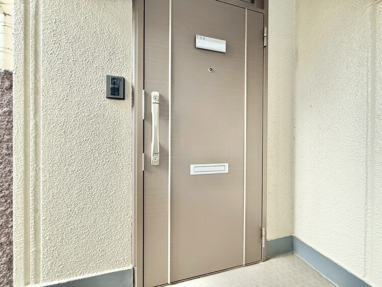 その他 清潔感のある落ち着いた雰囲気の玄関です。